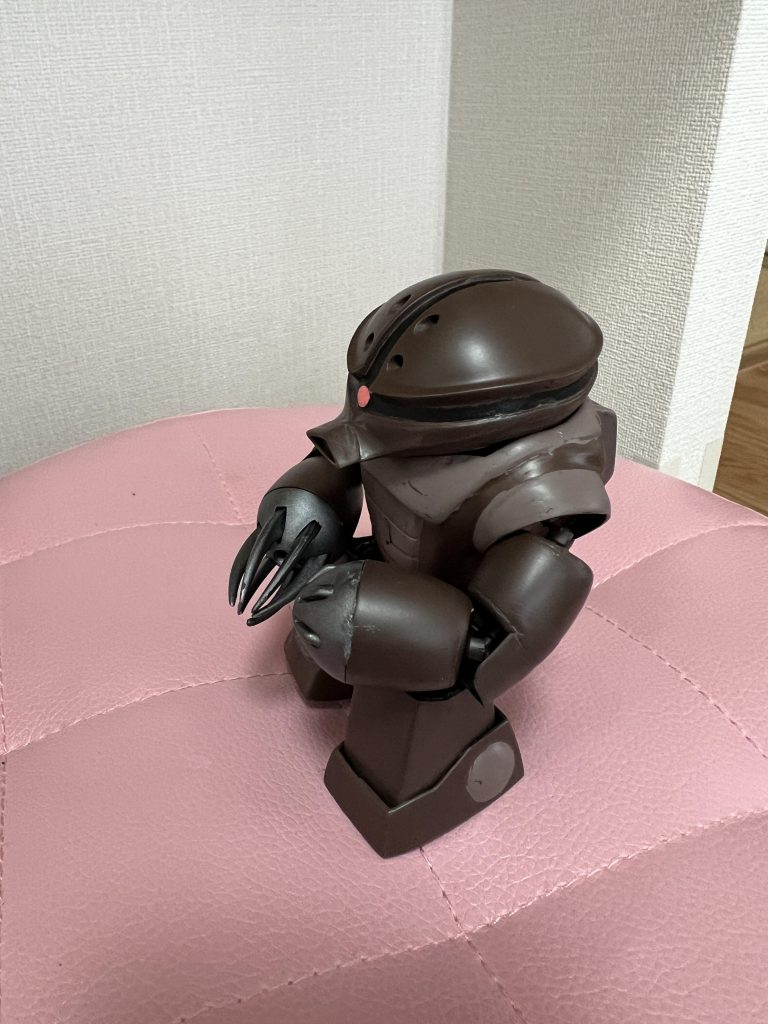 体育座りに見えます？💩座り？