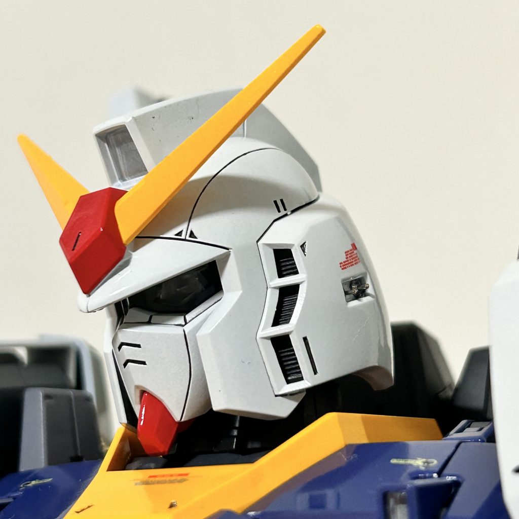 頭部はこんな感じに。