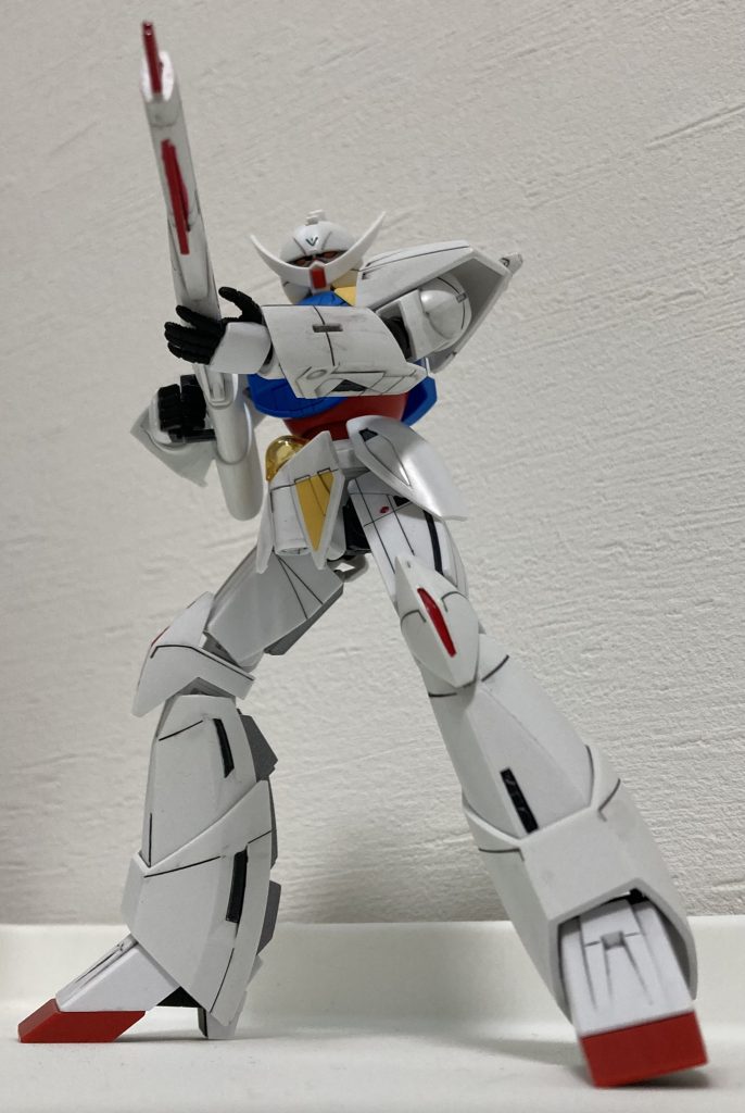 ビームライフルは高出力モードでも構えられますがなかなかポージング難しい。