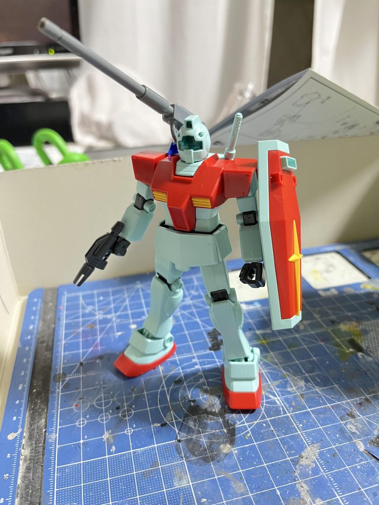 キャノンの砲身はカットして短くしました。