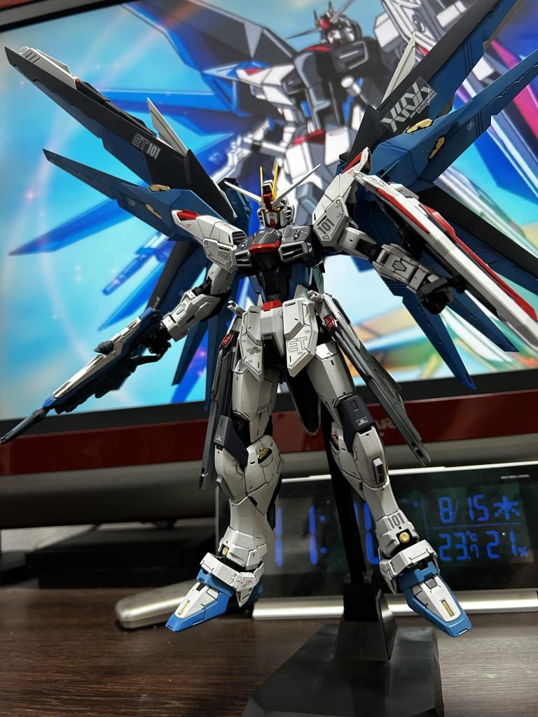 フリーダムガンダム–3枚目/制作者：kimwipes