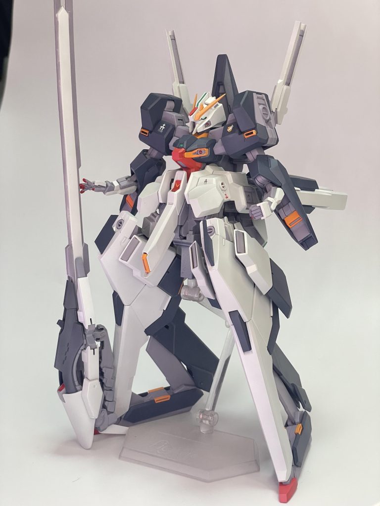 差し替えにはなりますが、ホバー展開状態も再現可能です。展開時のホバーユニットとランディングギアも3Dプリンターで作成しています。