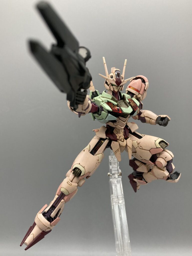 スーパーサイヤ伝説のエネルギー弾打つ時みたいな格好