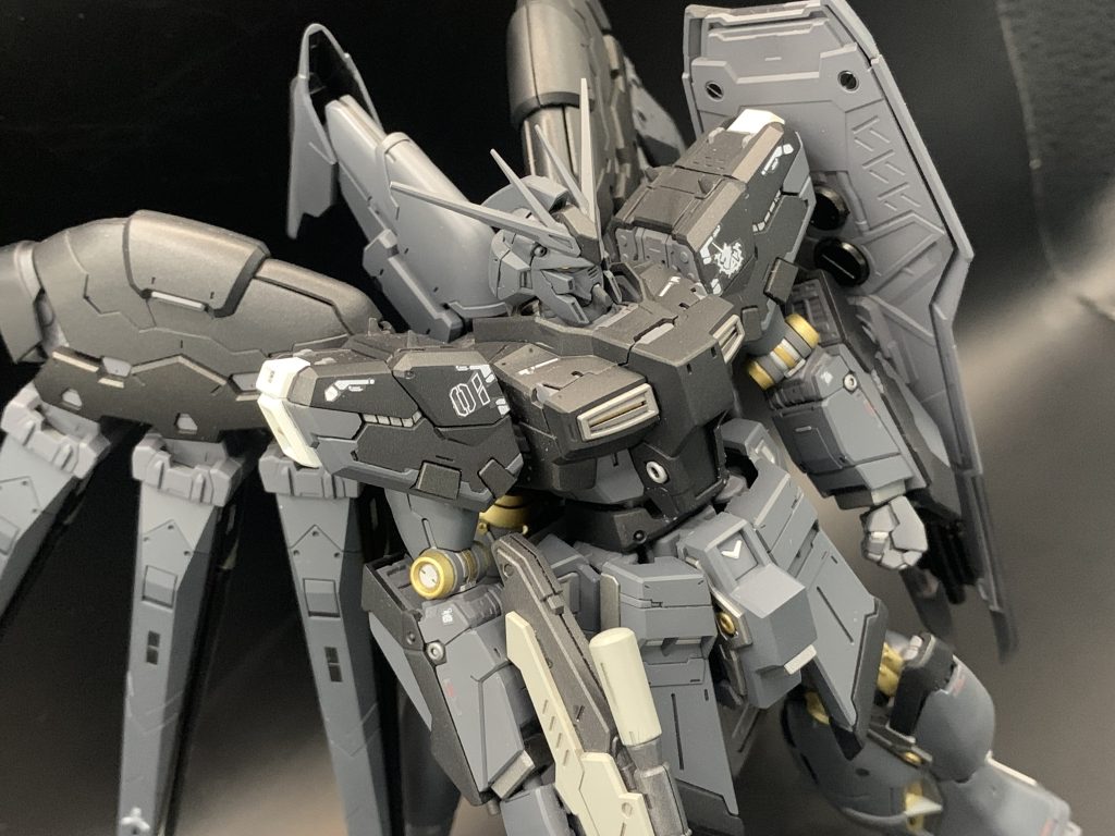 RG Hi-ν Gundam–5枚目/制作者：hiforth