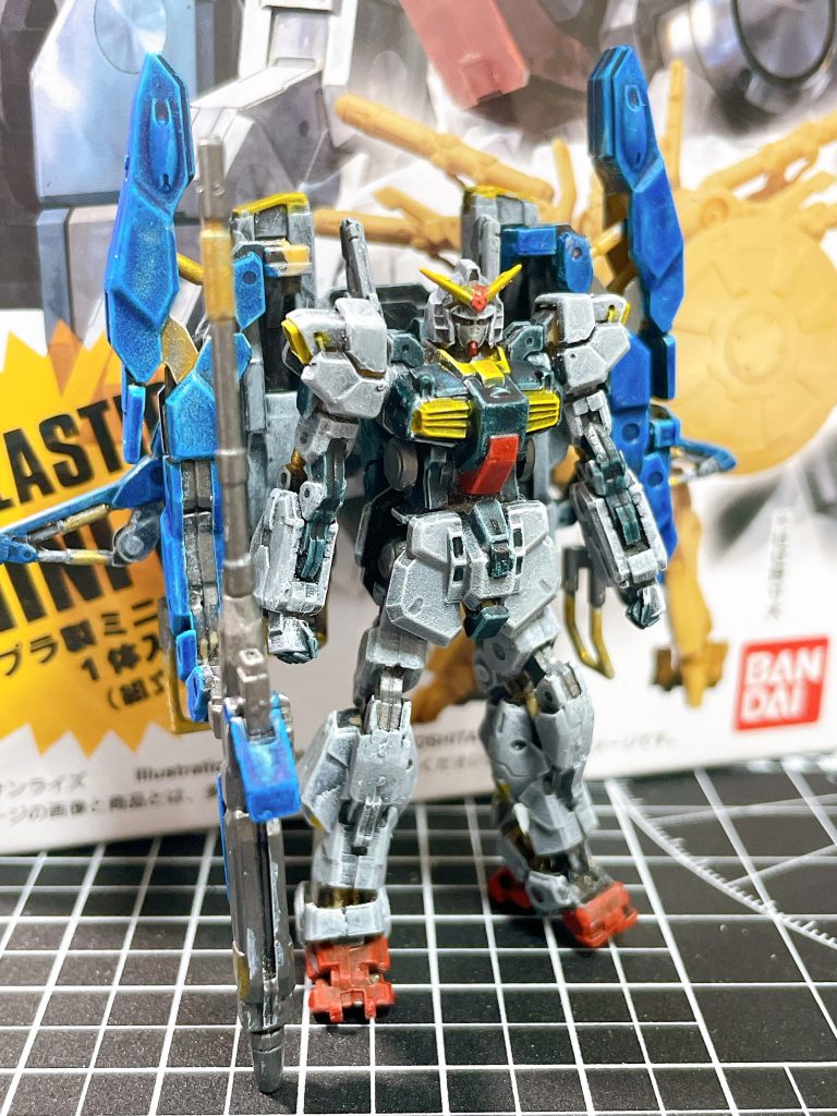 配色は普通左足を逆につけていることを塗り塗りしてる時に気が付きました…全然外れないし壊しそうだったので諦め…