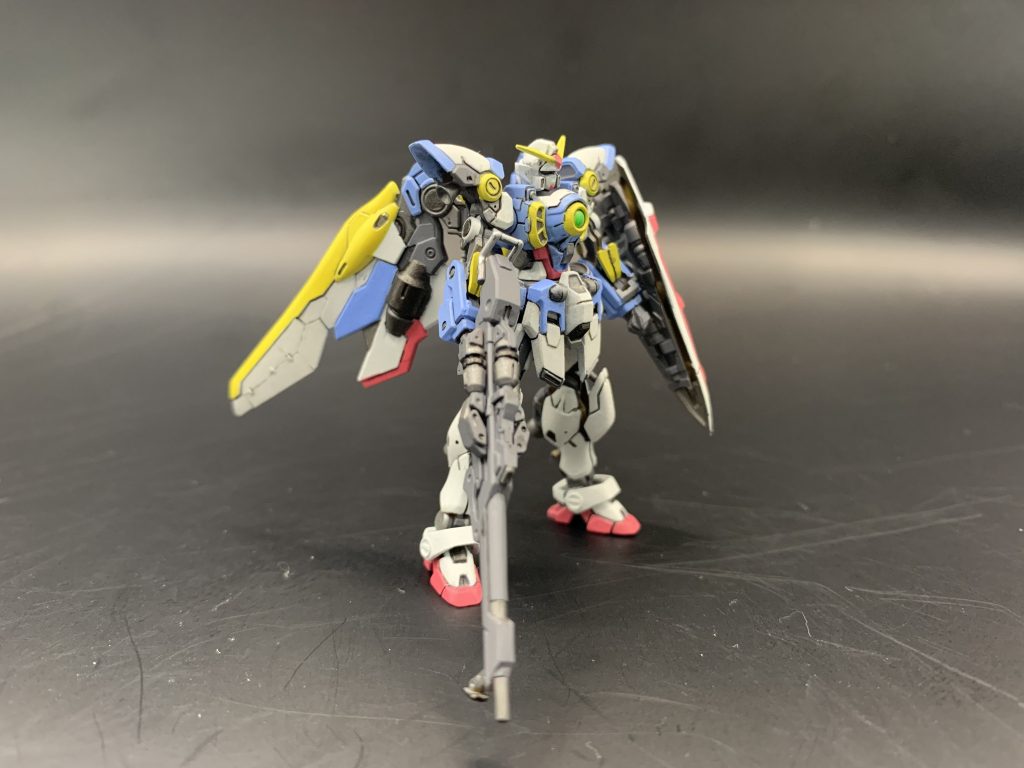 セイラマスオさんのような淡いカラーリングを目指したのですが上手く行かず…！あと想像してたよりもちっちゃかったので、塗装中目がショボショボになりました笑