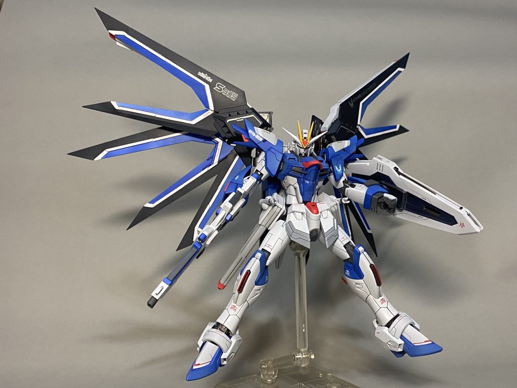 HGライジングフリーダム–7枚目/制作者：@scarloks1