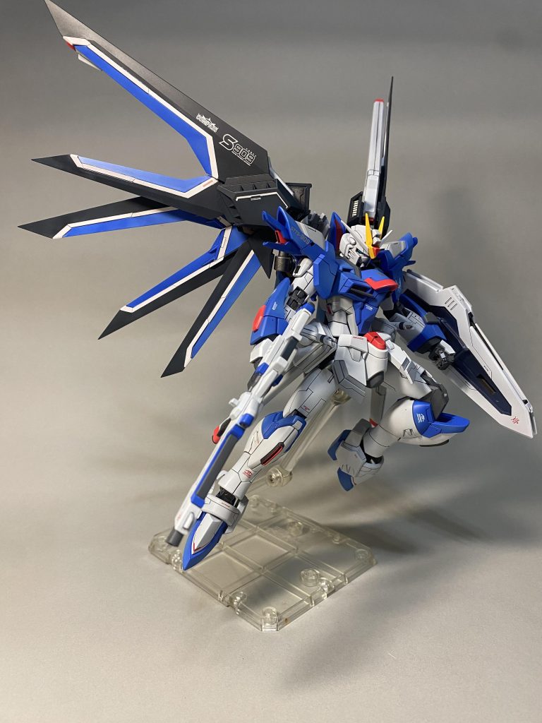 HGライジングフリーダム–9枚目/制作者：@scarloks1