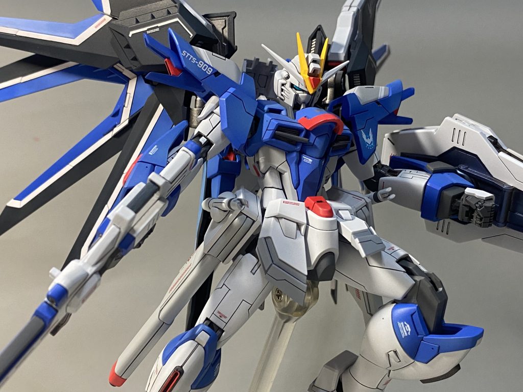 HGライジングフリーダム–8枚目/制作者：@scarloks1