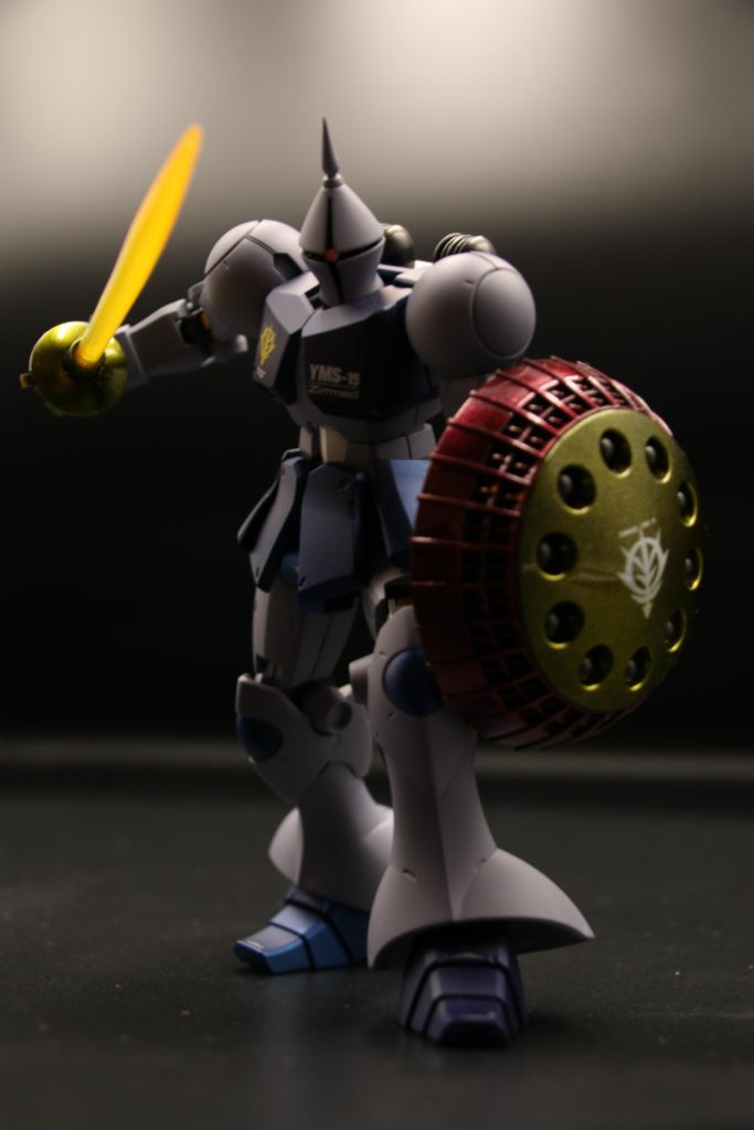 マット仕上げなので珍しくポージング頑張ってます