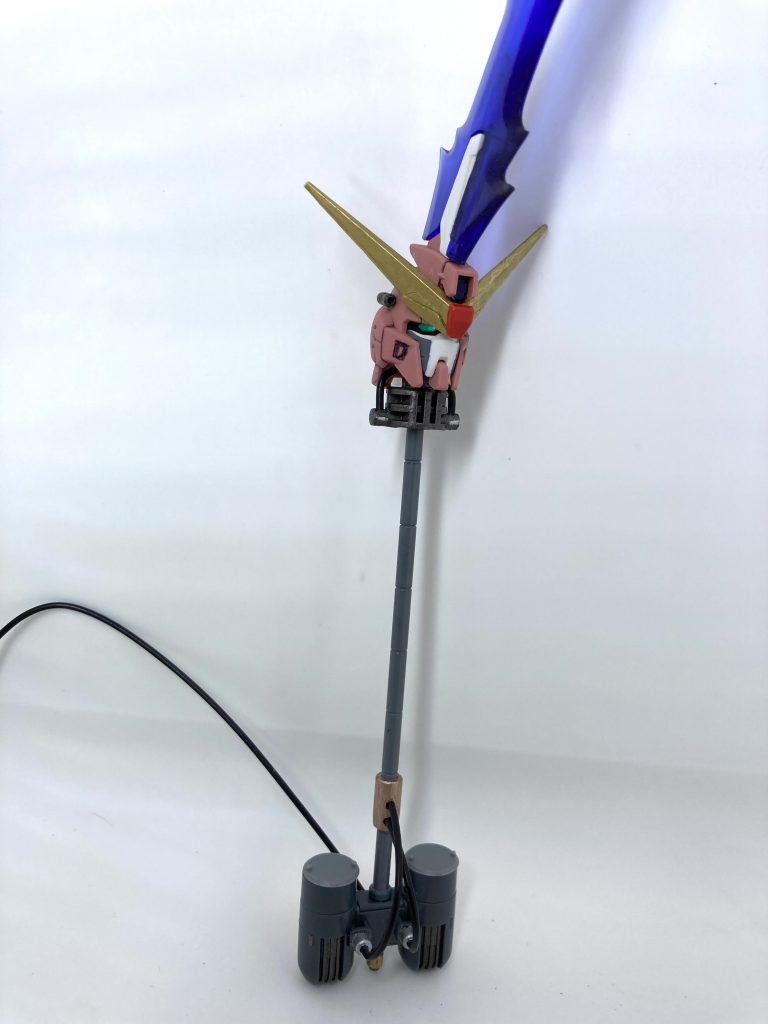 武器はジャスティスの頭部ビームサーベルです。ご覧頂きありがとうございました。