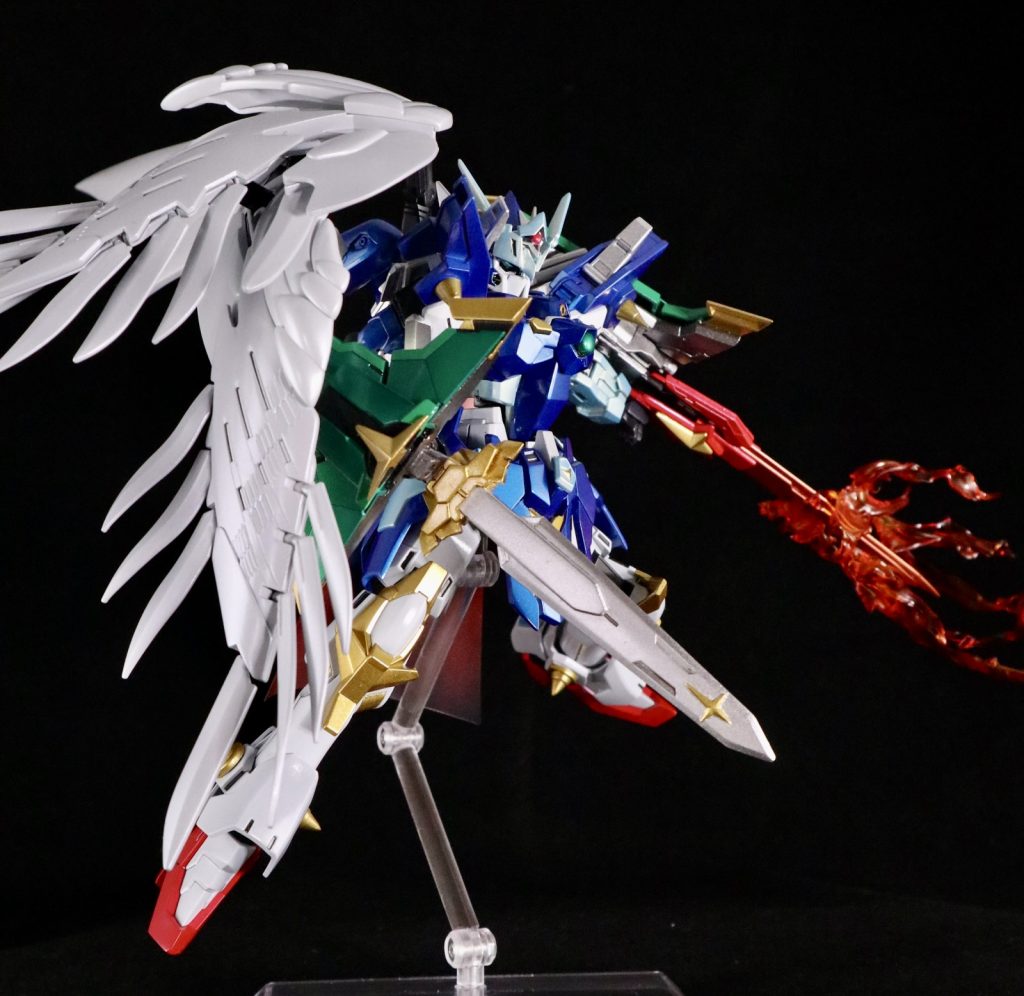 カードダス風に炎エフェクトつけてます。ポーズ難しいですね。↓制作へ。