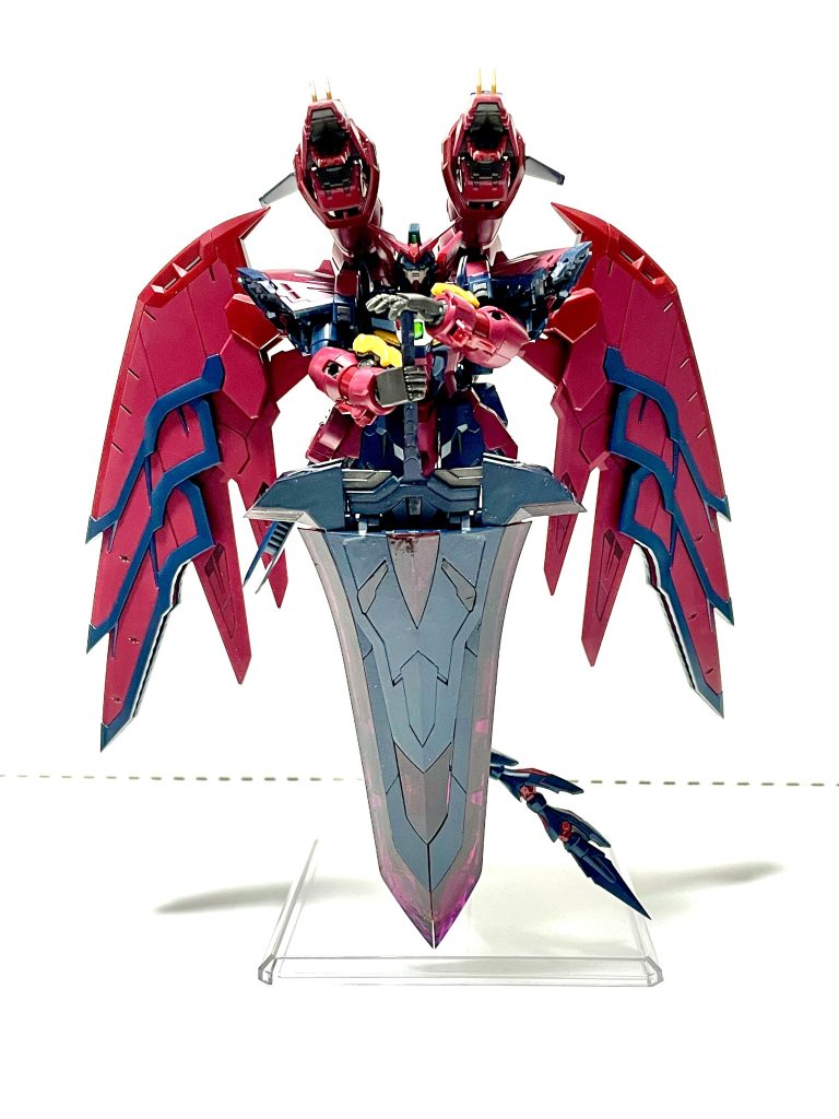 なお宙間戦闘体勢として、宇宙ではワイバーン形態のまま剣を振るう。足は推力に一切貢献しないので、なんならワイバーンの首がナタクのアームみたいに伸張してもいい(騎士道的にどうかは知らないが。