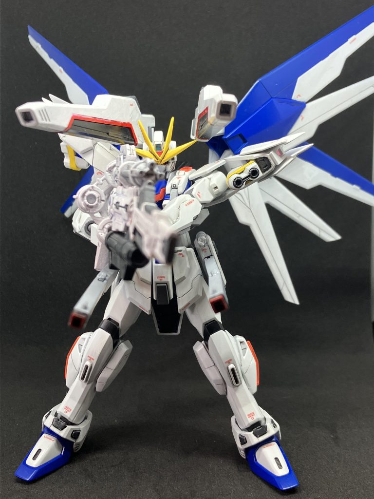 ハイマットフルバスターモード広範囲への攻撃携帯。