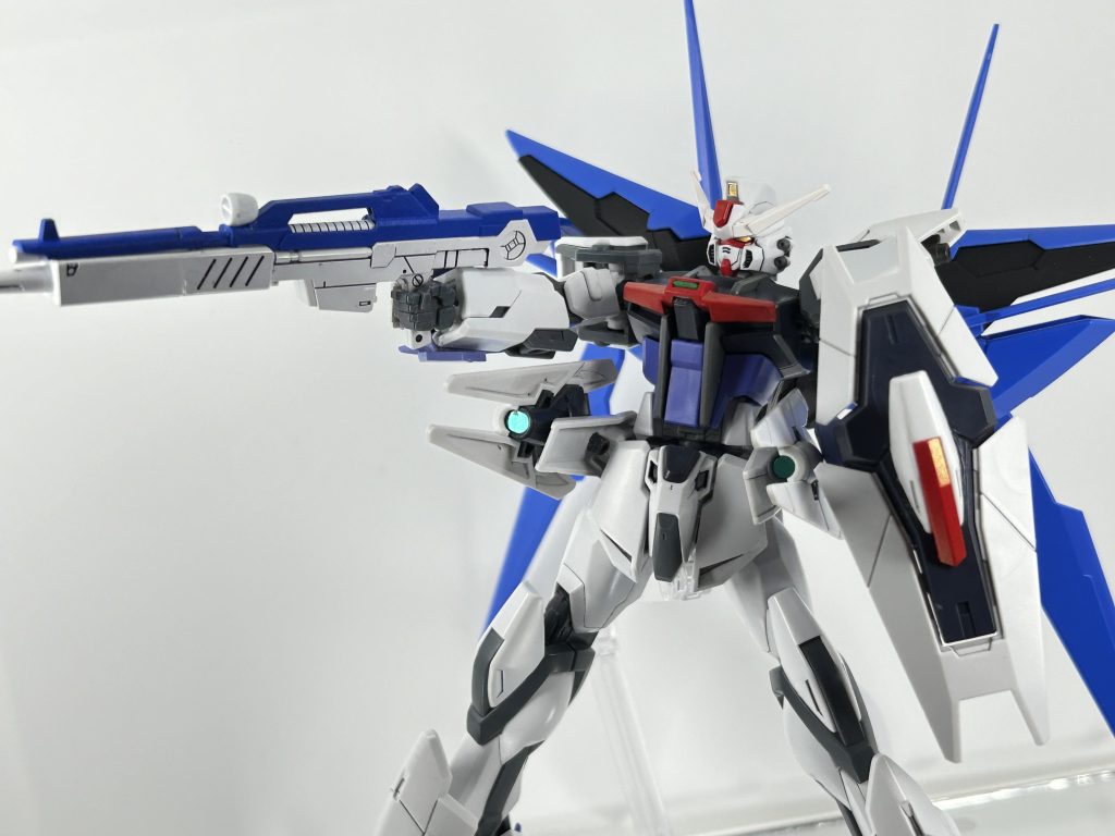 腰部は、プリスティスビームリーマー風ドラグーン伝説のように分離せず撃てるのでフルバーストや重力下運用でもいける