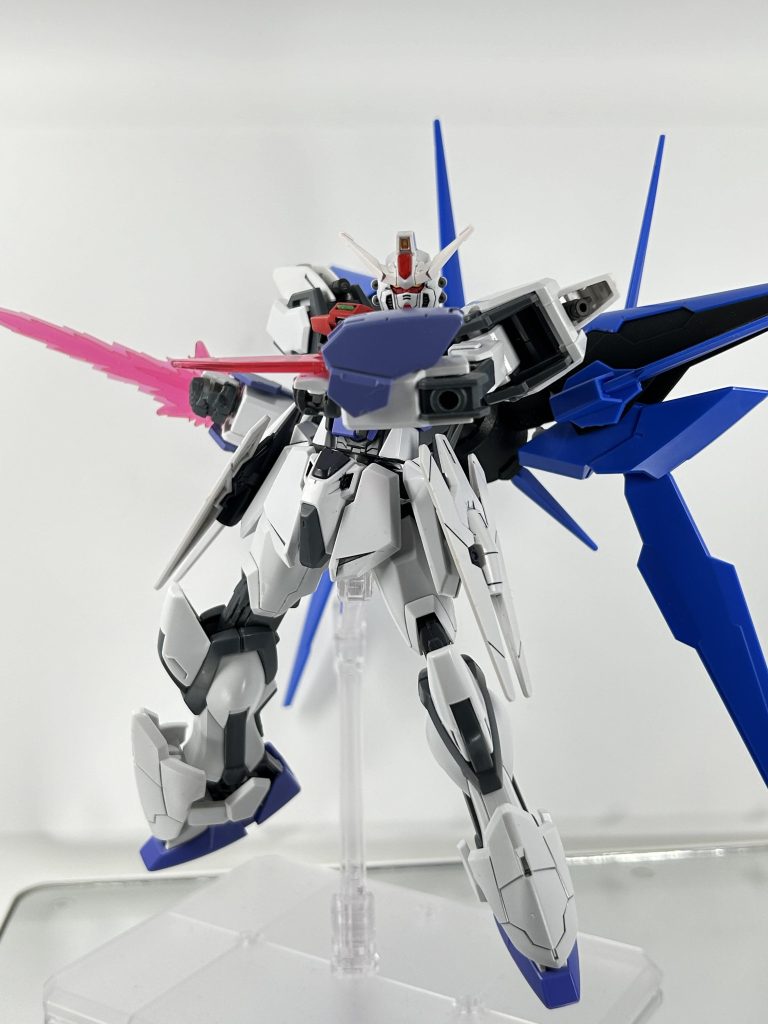 ストライクリベルター–3枚目/制作者:yf24