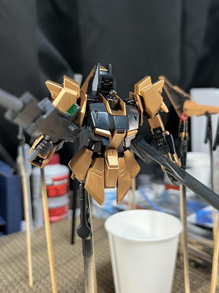 本当は百式の頭使いたかったけど一部のパーツ失くして断念…悔し過ぎる