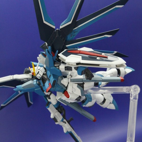 HG ライジングフリーダムガンダム