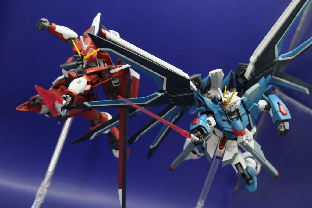 柄ものを斜め持ちできるし、両手分揃ってる!ウイング系の手首のおかげで、大分理想のポーズに近づきました( 感謝)