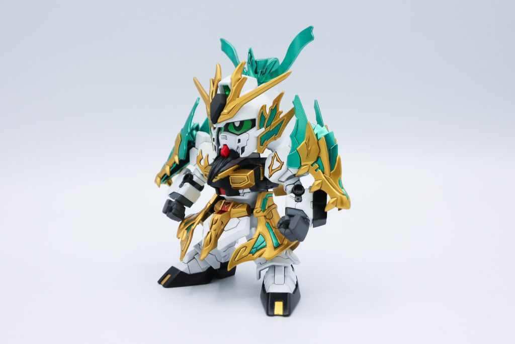 パーツ構成は顔、上半身、腕、脚部　BB387肩、下半身　関羽νとなってます。カラーレシピ黒　アルティメットブラック白　ホワイトサフ→アルティメットホワイトゴールド　スタブラゴールド+クリアイエロー+クリアオレンジグリーン　クレオスEXメタルグリーン