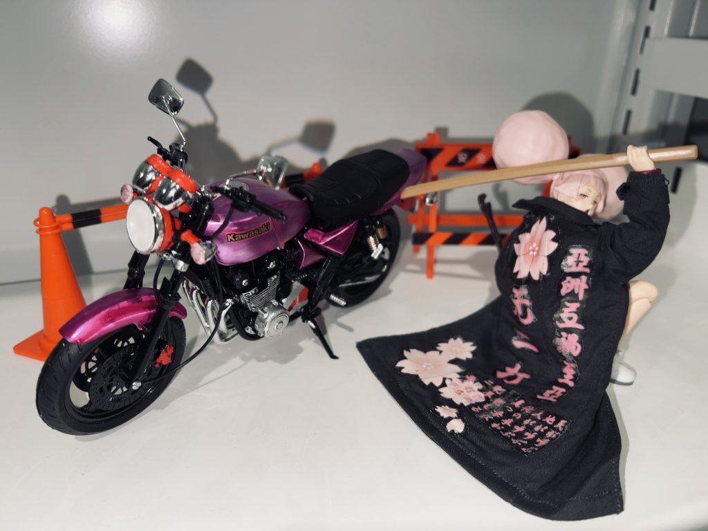 「やはりゼファーだよな！」という謎の使命感で生まれてはじめて自動二輪を作った。