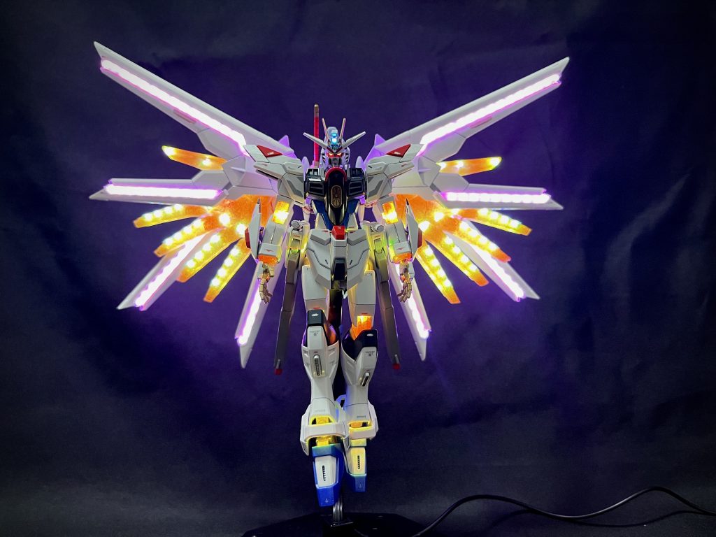 電飾マイティーストライクフリーダム–3枚目/制作者：@BearTwRider