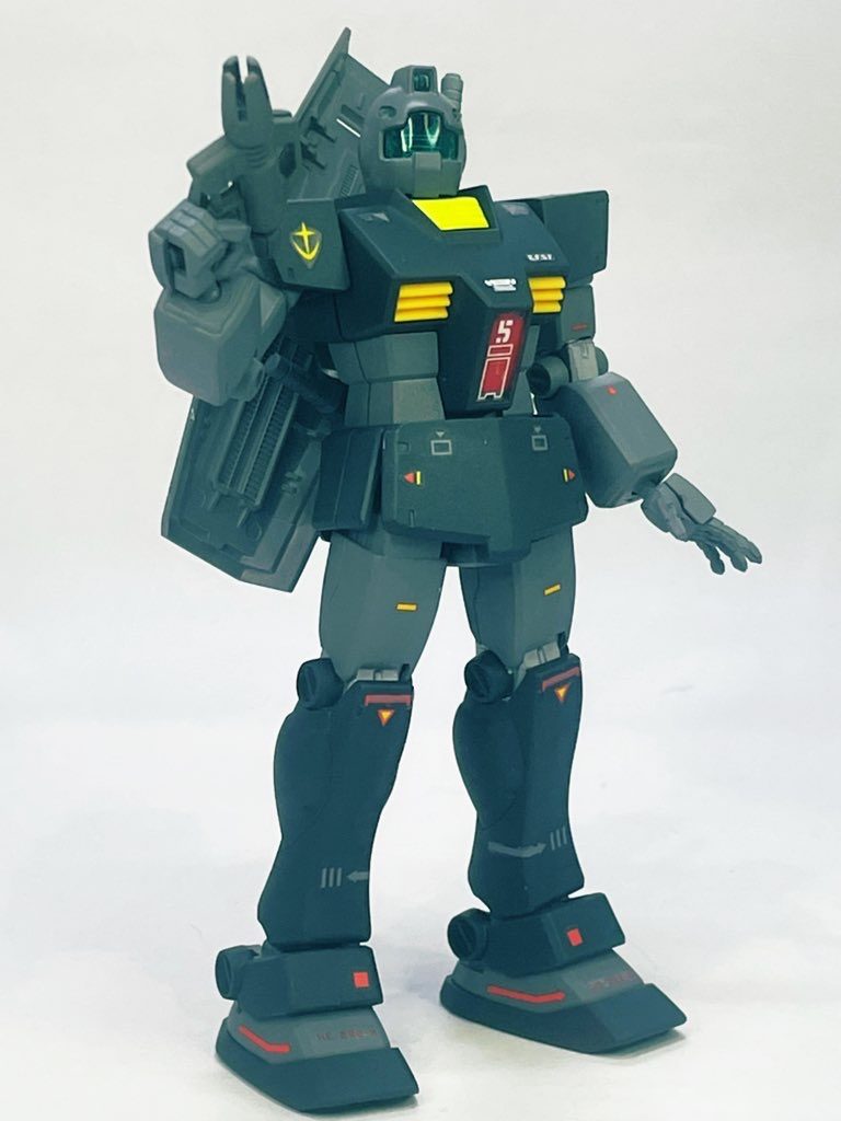 量産型の専用機って歴戦の強者感があって良いですよね。