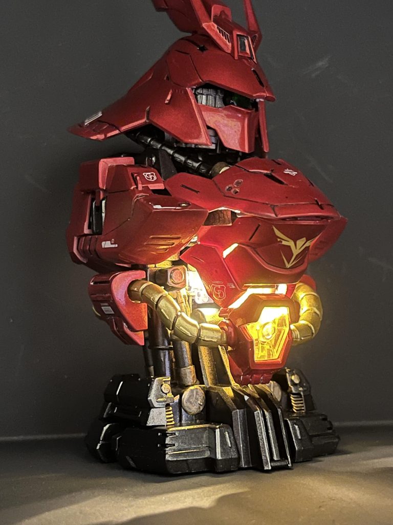 なんか爆発寸前にしか見えない(笑)