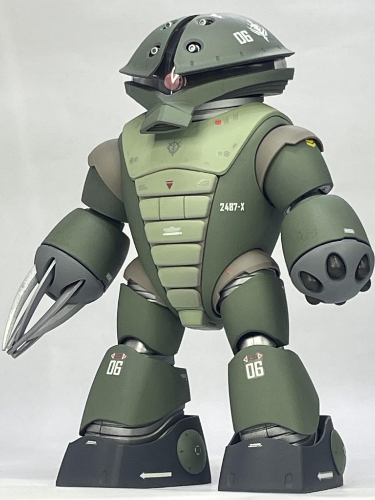 HG アッガイを量産型カラーに全塗装。水陸両用MSの訓練機として使用されていた時をイメージして量産化する前のザクパーツ流用MSという事でザクカラーにしてみました。