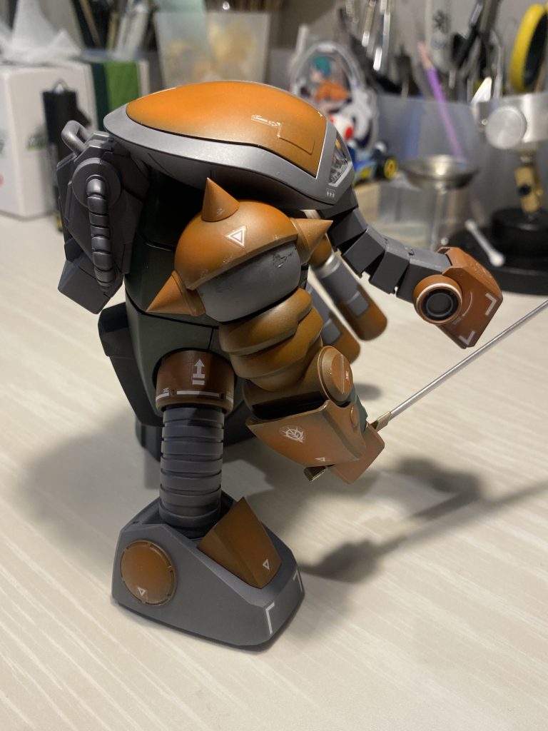 せめてもの？ガルマ機感を出すために肩にスパイクを！🐤