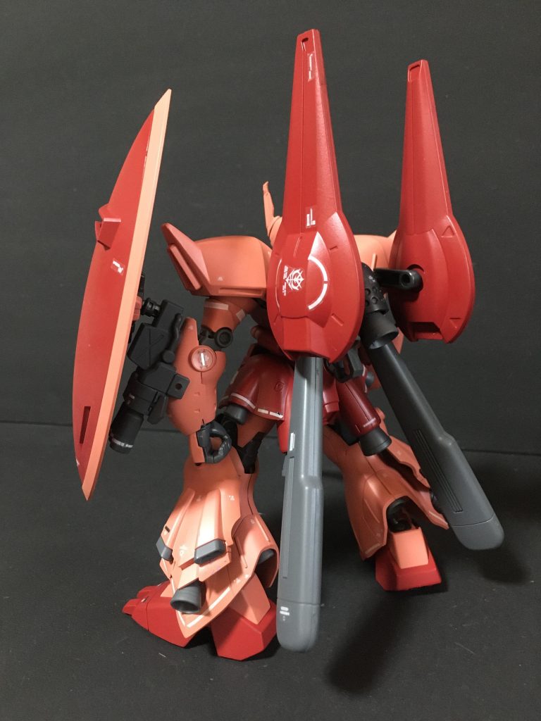 後方ショットリックディアスのブースターバインダーとゲルググJのプロペラントタンクを装備させています。