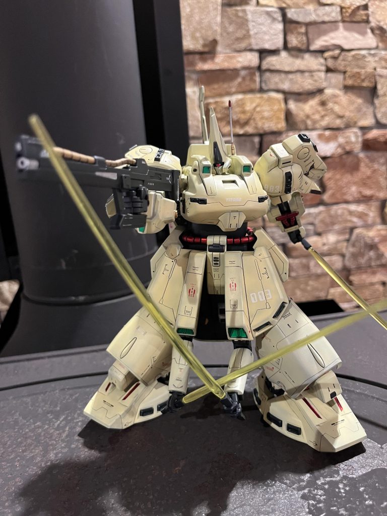 そしてお次はジ・Oの最大の武器である隠し腕！この隠し腕を駆使しながら戦うのがとてもカッコいいですよね(*´∇｀*)