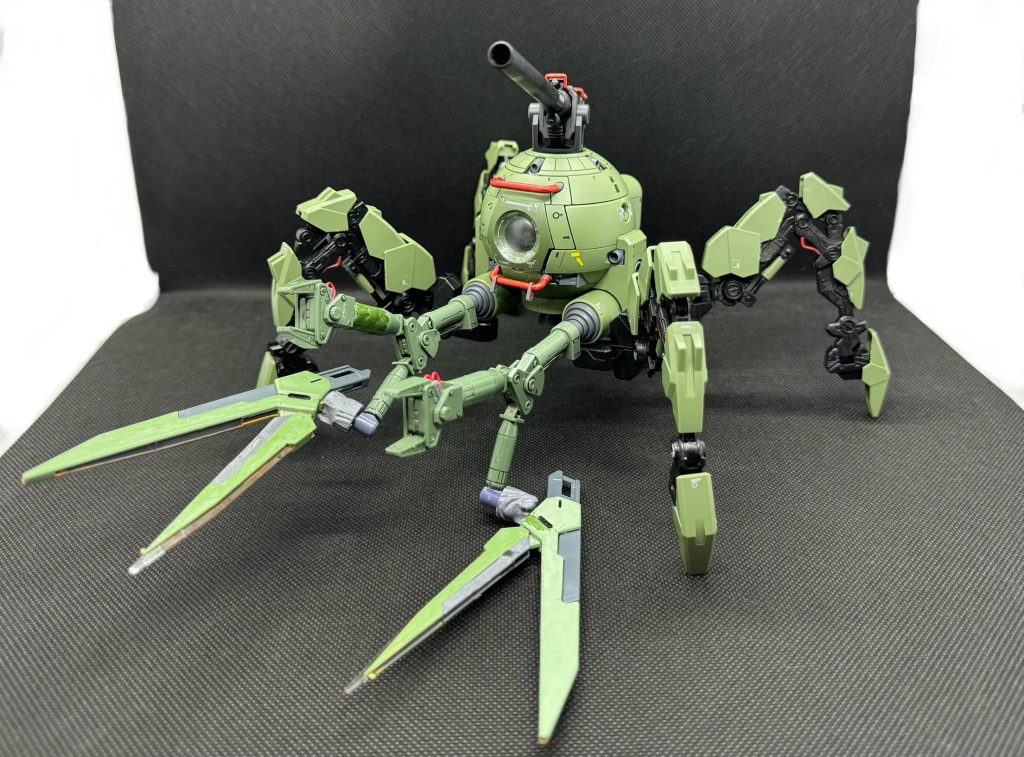 その後暫くして手に入れた「MG 1/100 ポリポッドボール」腕部が寂しいと感じたので、