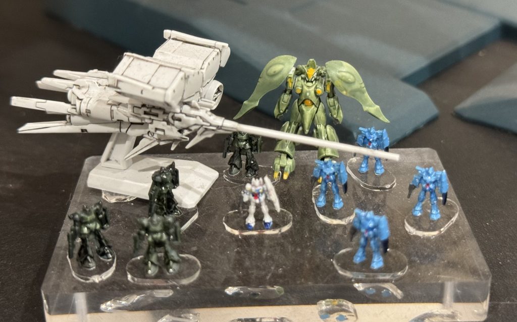 デンドロビウムはもうコレくらいのサイズでいいよ、と。爪楊枝で頑張って塗った。