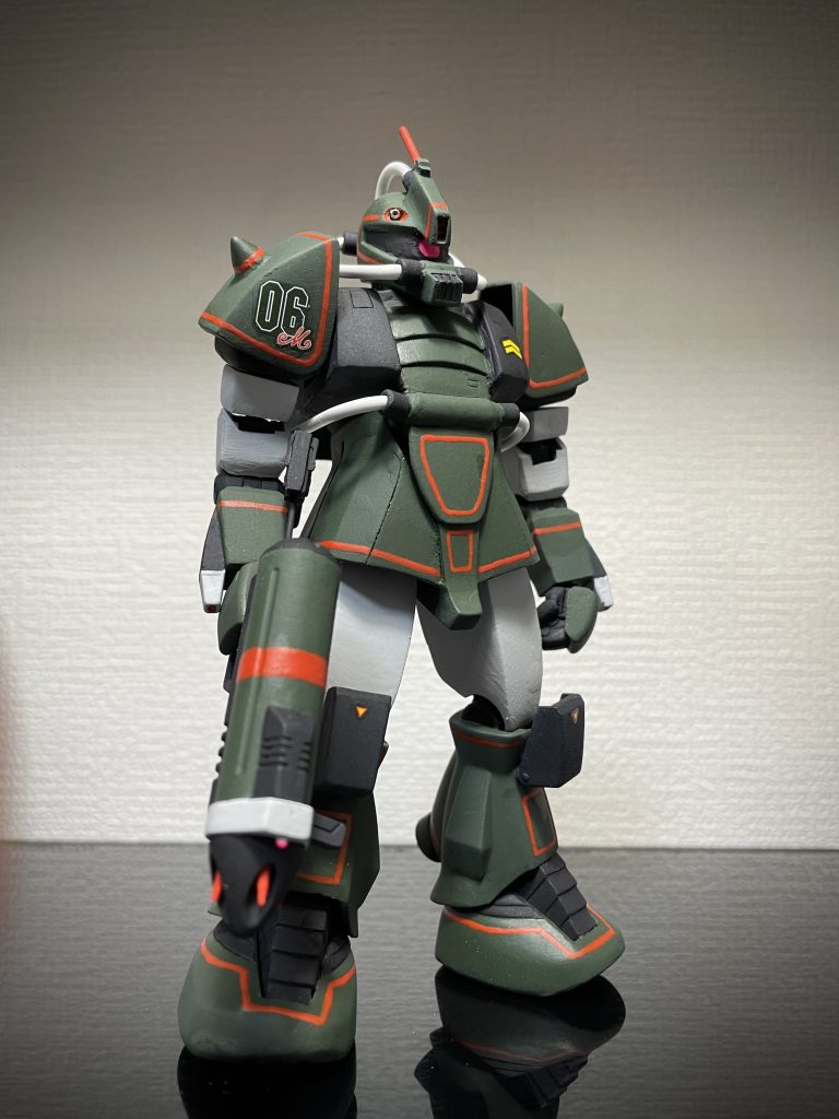 Mのデカールは、どうしても使いたかった。重ね貼りもまとまって一安心しています。