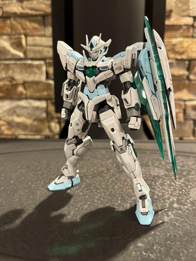 まずは素立ち!今回は紹介文にもある通り『雪』をモチーフにしたカラーやデカールを使用して制作しました(๑>◡<๑)