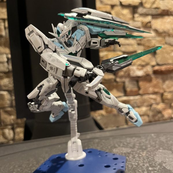 GNT-0000　ダブルオークアンタ・スノーホワイト