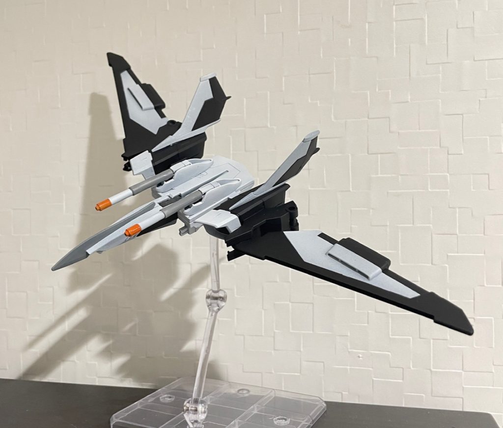 リフター・ファトゥム-02は分離可能インジャのファトゥム01をベースにMGビルドブースター、HGリバーシブルガンダムを使って改造