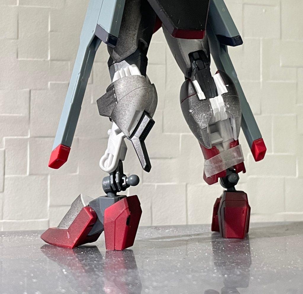 膝下は4mm幅増し