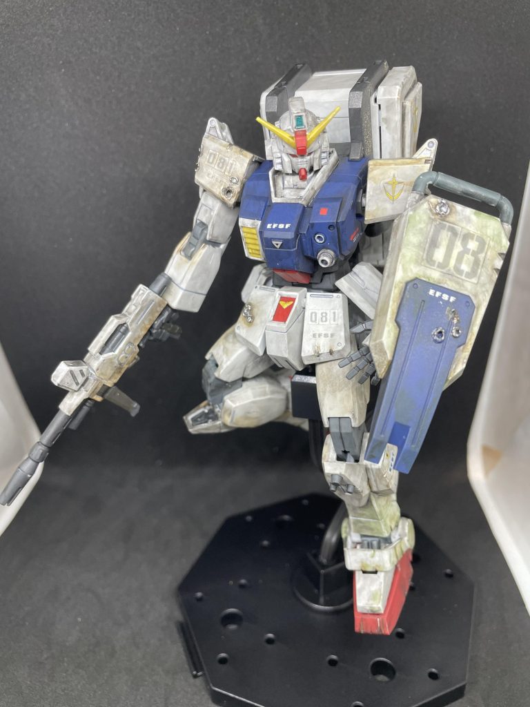 陸戦型ガンダム–4枚目/制作者：@gakioda1986