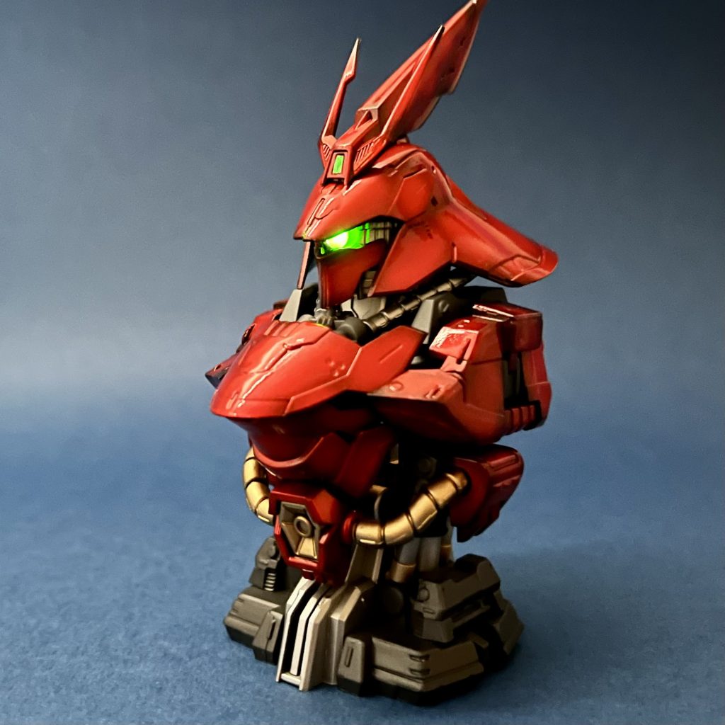 部分的に割れてますけど（ABSにラッカー塗ったので…）気にしない♪結構気に入ってます。