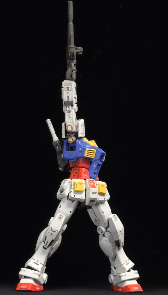 以上、ご覧いただきありがとうございました!既存技術の集大成的なものでキットとしては凄いのですが、RX-78-2ガンダムのプラモデルとしてはかなり不満の出たキットで言いたい事も沢山あるものの、とりあえずいずれは自分の納得のいくガンダムを作ってみたいと思わせるキットでした。