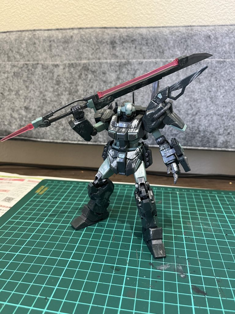 一応ジェスタのオプション装備の一つで、接近戦強化タイプという設定です。