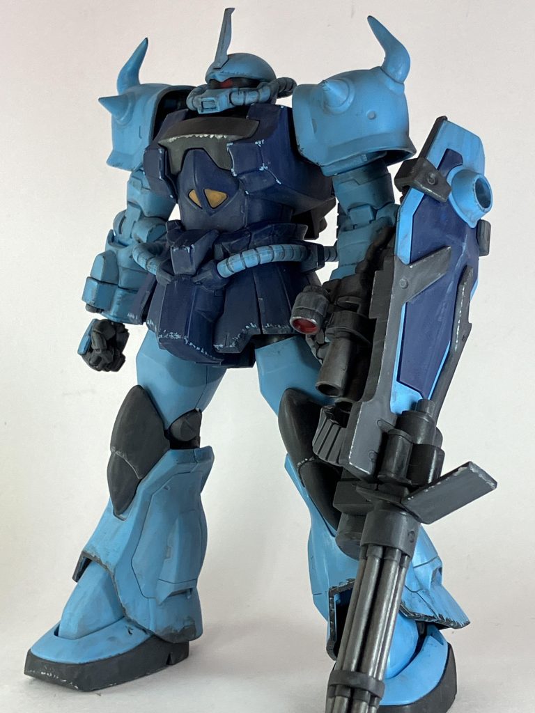 汚し塗装は2点行いました・各角や線部にチッピング塗装(各部位で色は変更。紺部分は水色でやったりなど)・全体にウォッシング塗装(エナメル墨入れ塗料のグレーを直塗りして拭き取りしてます)