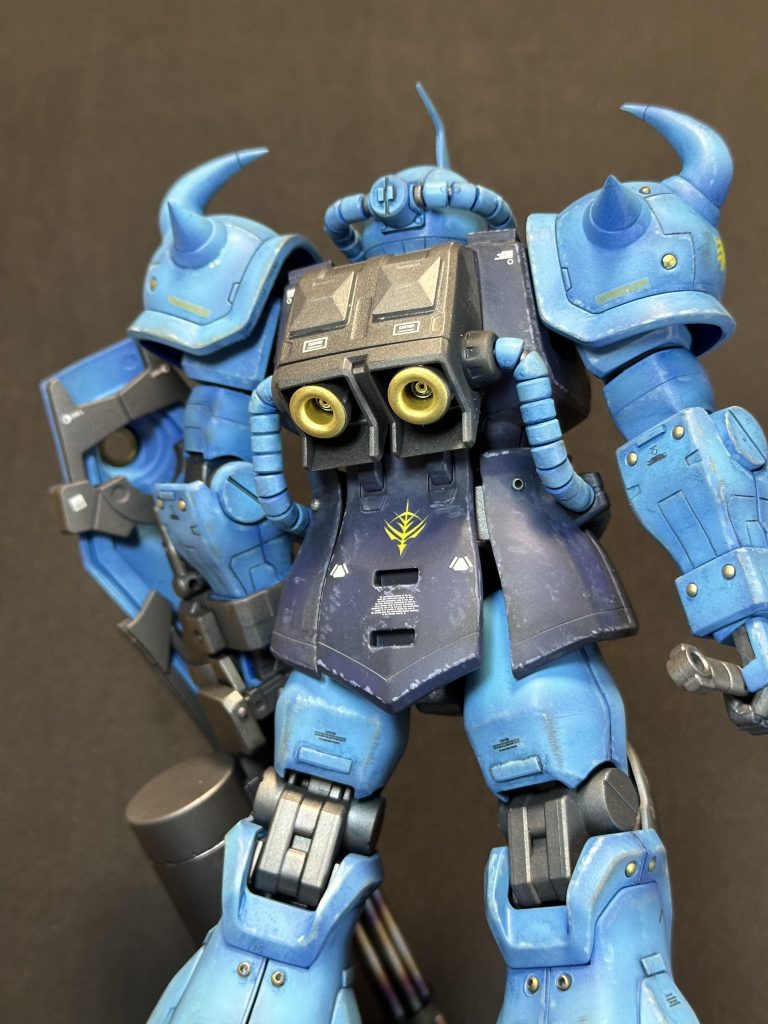 いつものICピンに加えて、100均や手芸用品などで売っているつぶし玉、虫ピンの頭、ボタンのハトメなどを利用。最近は模型屋はもちろん、手芸屋にまで足を運ぶことが増えました。