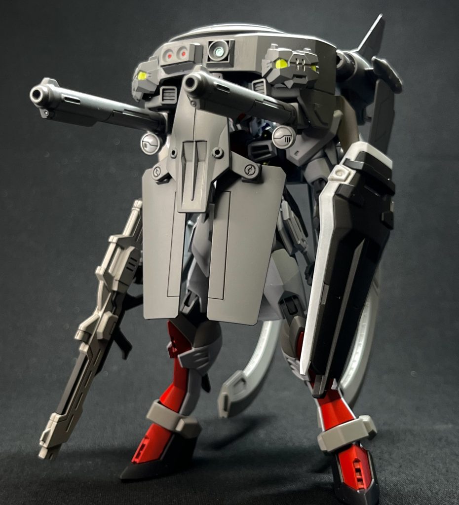 中の人に着せるだけでもやっぱりガラリと印象が変わりますねーキャバリアーユニットは。本家本元のドラグナー型や今回の映画の型とは細部も色んな所も違うものですが、簡易的な物としてならこれくらいの物でも良いんじゃないかと自画自賛。後は、バンダイさんが正規品として出してくれるかどうか分かりませんが、出てくれたら嬉しいなぁと思います。