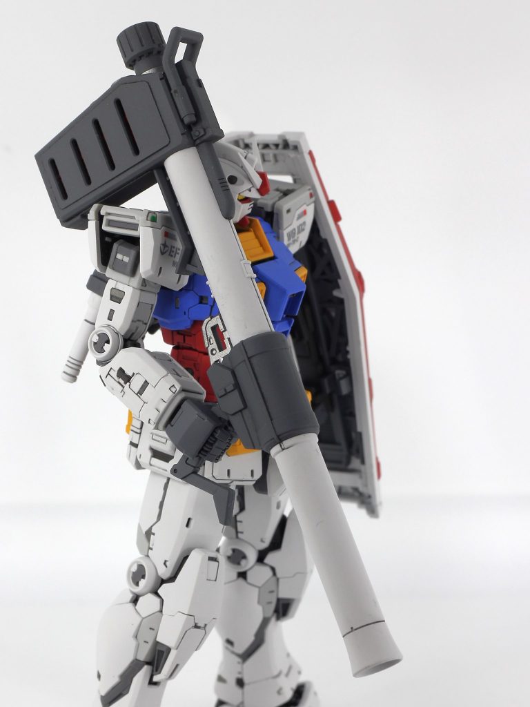 RGガンダムver2.0–3枚目/制作者：どんぶり