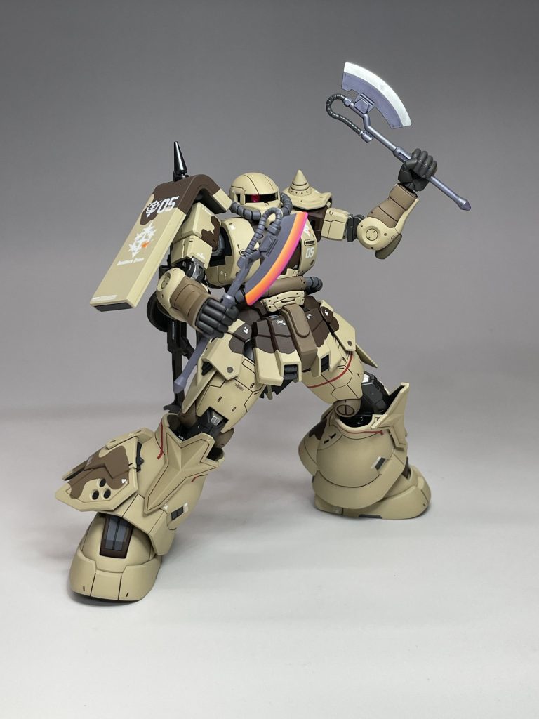 ダナン機、キチガイじみた好戦的キャラは、時にエグバを逆撫していました。