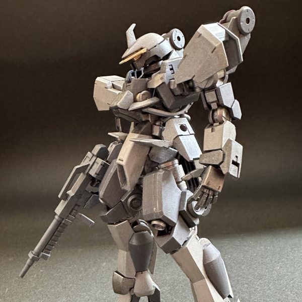 今月のオルフェンズシリーズ　今月のグレイズ　8月　シュヴァルベ実験機 メタリックカラー