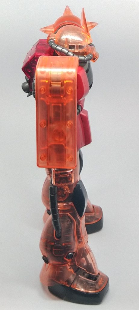 サイドショット重い腰の理由はこれ思った通り、この足の動力パイプが最難関でした腰のパイプもそうなんだけど、ひたすら固いのよランナーから動かすだけでもかなりの力が要るし、本体に取り付けるのも上手くパーツが刺さらなくて弾け飛ぶし二度とMGのザクなんぞ組むかよという気分にさせてくれましたこれだけで何時間無駄にしたことか